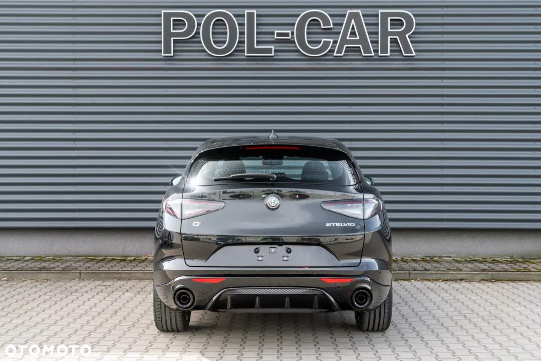 Alfa Romeo Stelvio 2.0 Turbo Veloce Q4 - 6
