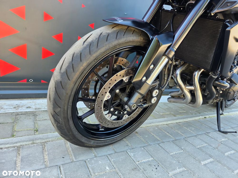 Yamaha MT - 13