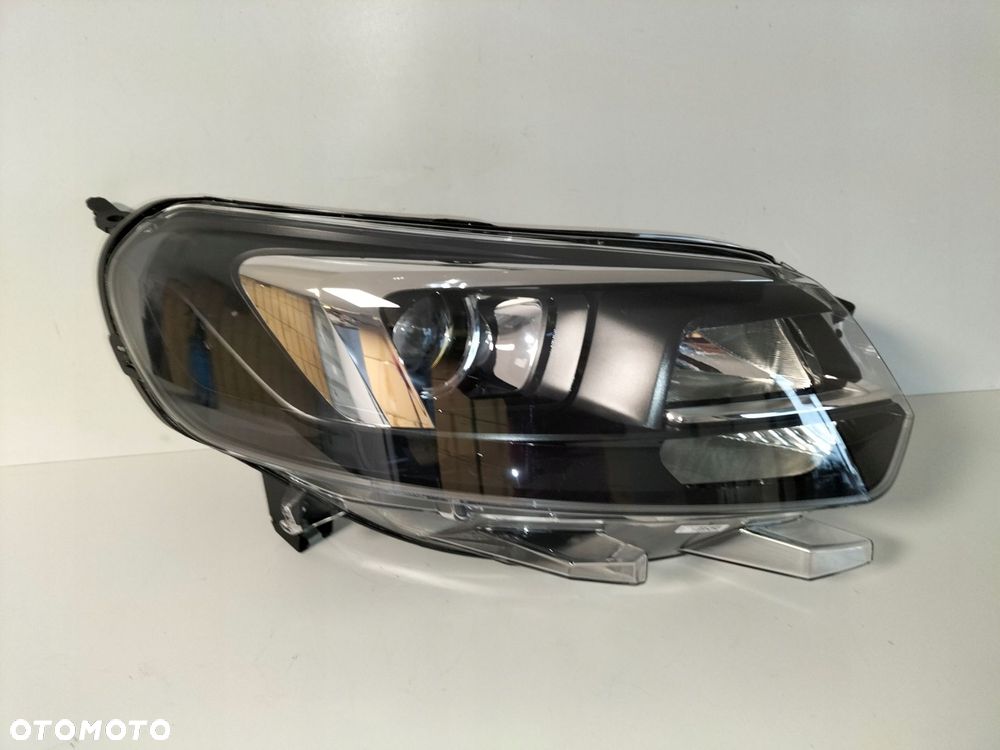 lampa przednia reflektor prawa opel zafira d 19- vivaro c 19- xenon - 3