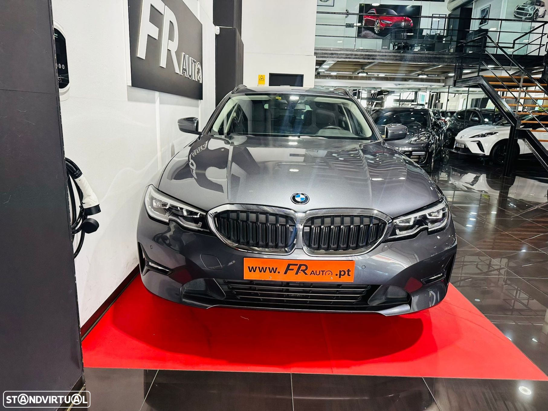 BMW 318 d Touring Auto - 21