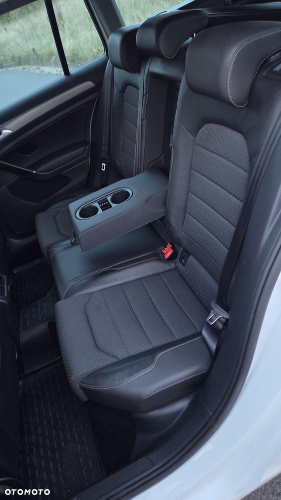 Volkswagen Golf 2.0 TDI BlueMotion Technology Allstar - 22