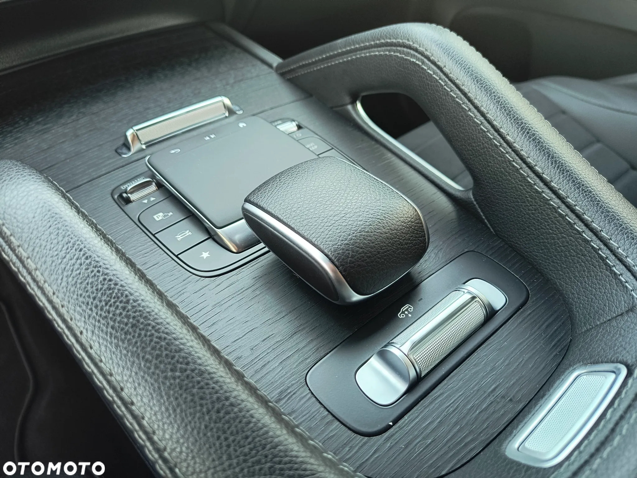 Mercedes-Benz GLE Coupe 400 e PHEV 4-Matic AMG Line - 18