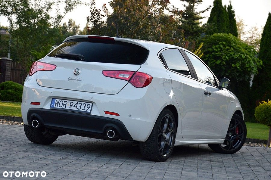 Alfa Romeo Giulietta 1.8 TBi 16V TCT Quadrifoglio Verde - 10