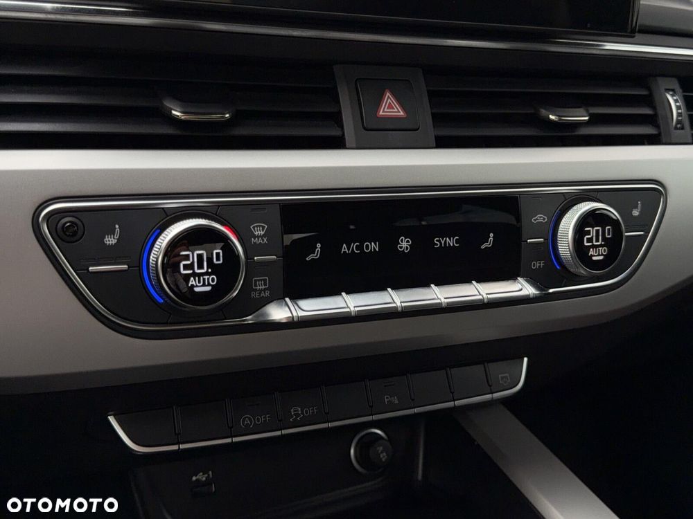 Audi A4 Limousine - 32