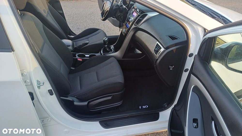Hyundai i30 - 10