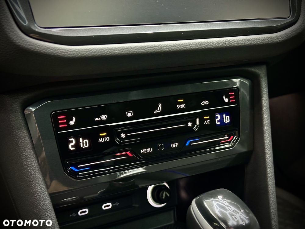 Volkswagen Tiguan - 34