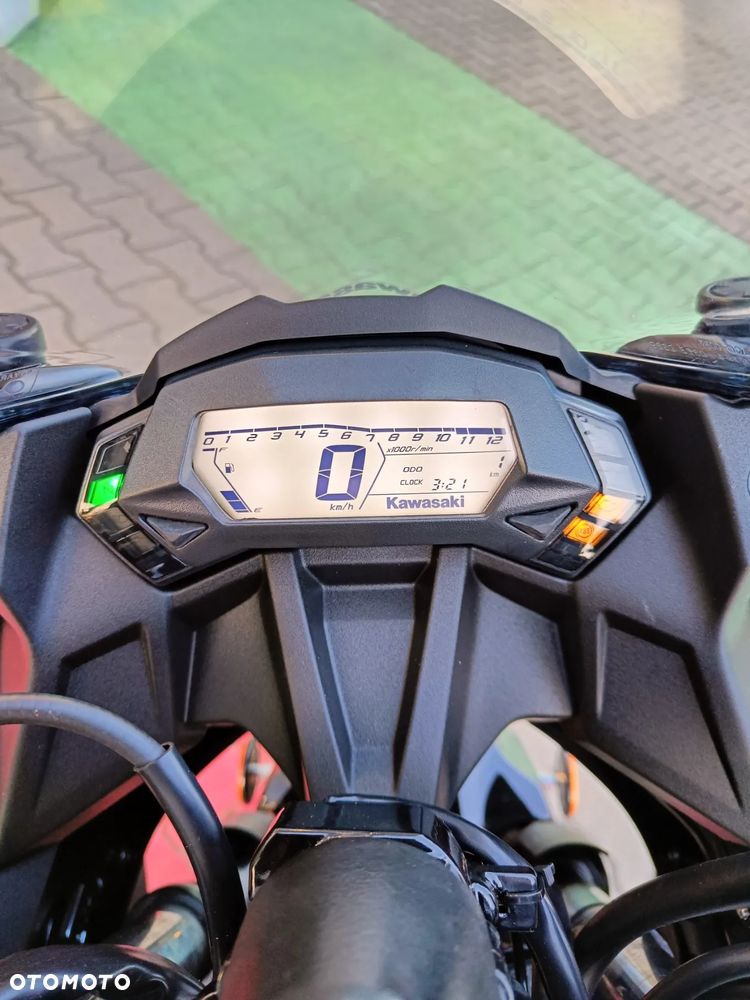 Kawasaki Ninja - 8