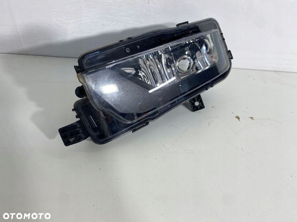 HALOGEN LEWY PRZÓD VW CRAFTER II MAN TGE EU - 11