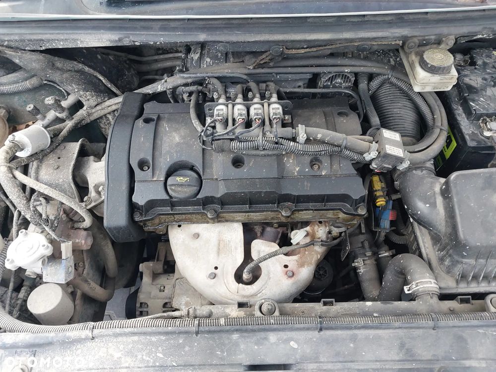 Peugeot 307 SW Kombi silnik 1.6 16v Benzyna skrzynia biegów drzwi klapa zderzak maska błotnik KSUD lampa szyba hak holowniczy moduł BSI BSM B4 osłona listwa fotel maglownica zacisk pompa panel konsola radio mechanizm wydech NA CZĘŚCI - 16
