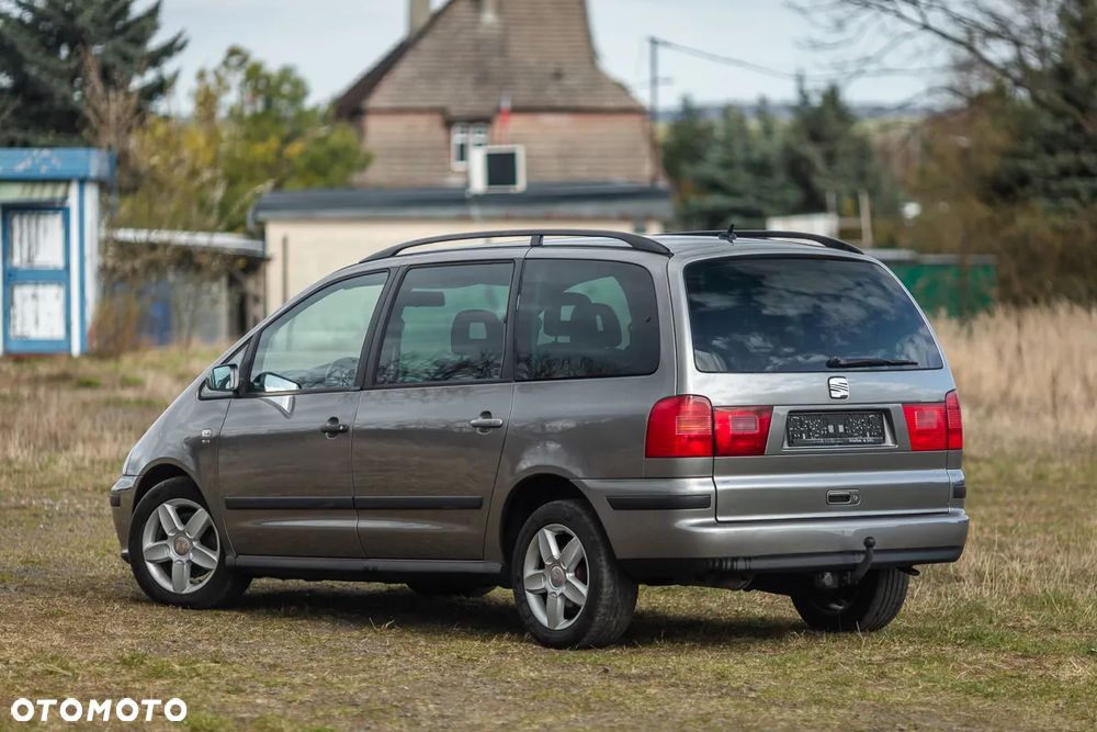 Seat Alhambra 2.0 TDI Reference - 12