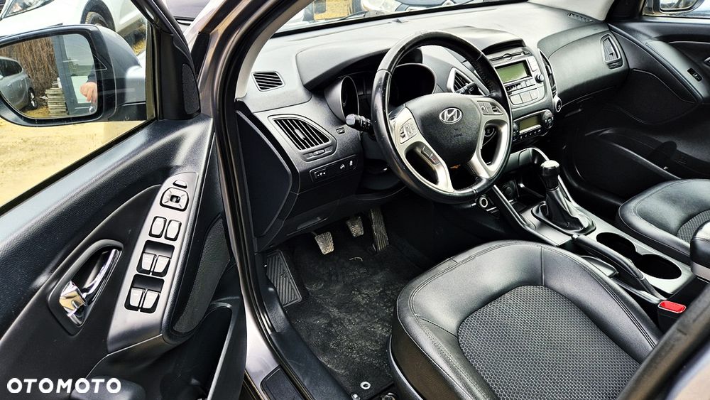 Hyundai ix35 2.0 Premium 2WD - 32