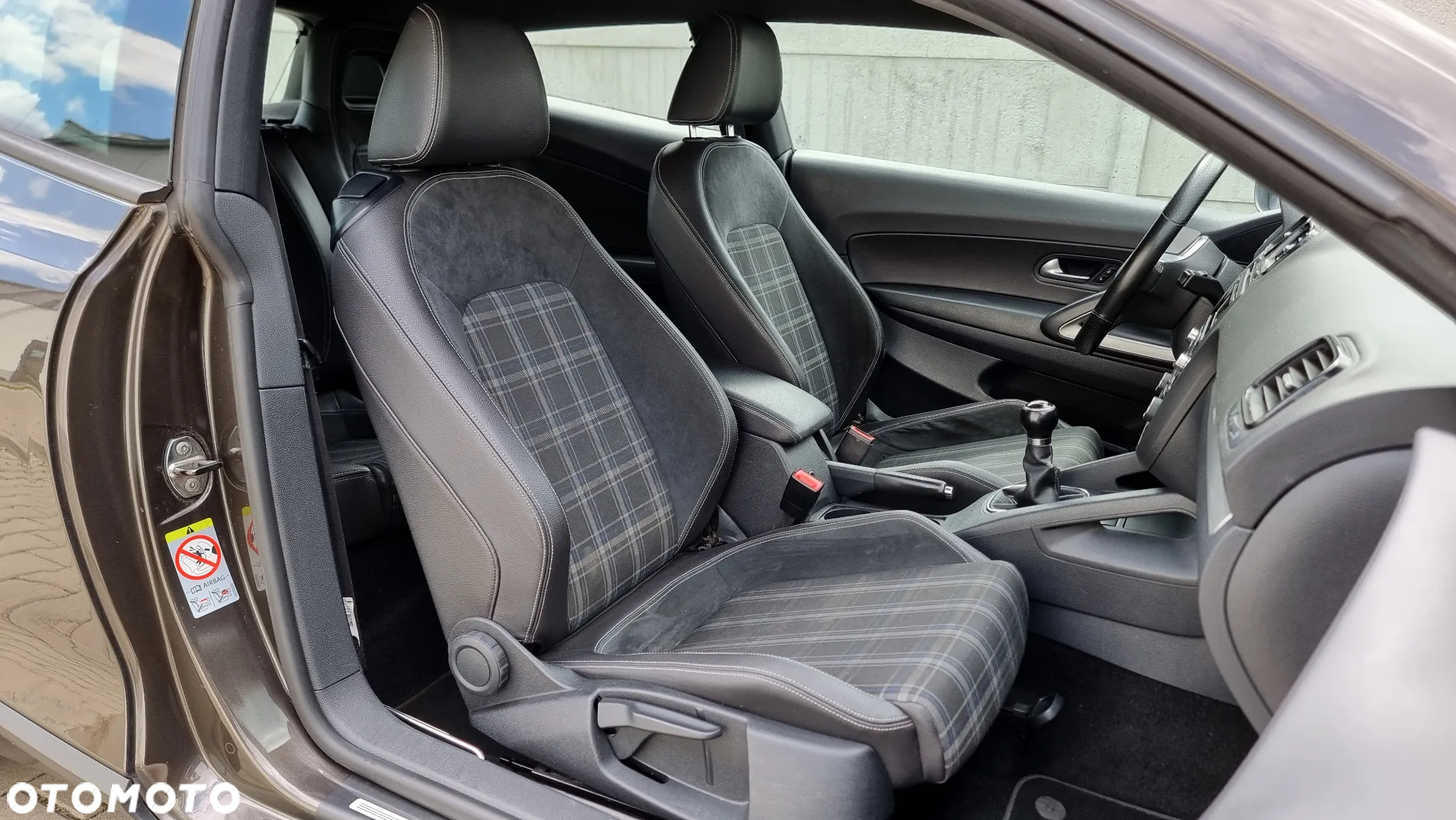 Volkswagen Scirocco 2.0 TDI - 29