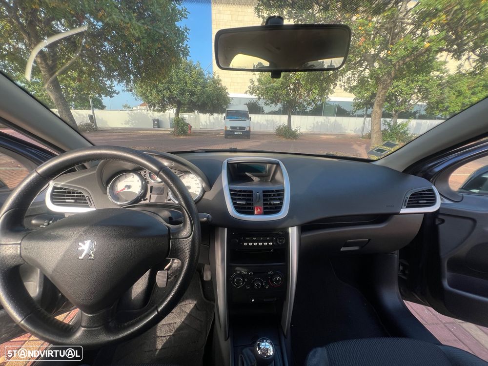 Peugeot 207 1.4 16V SE Sportium - 8