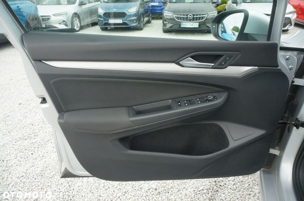 Volkswagen Golf VIII 2.0 TDI Life - 18