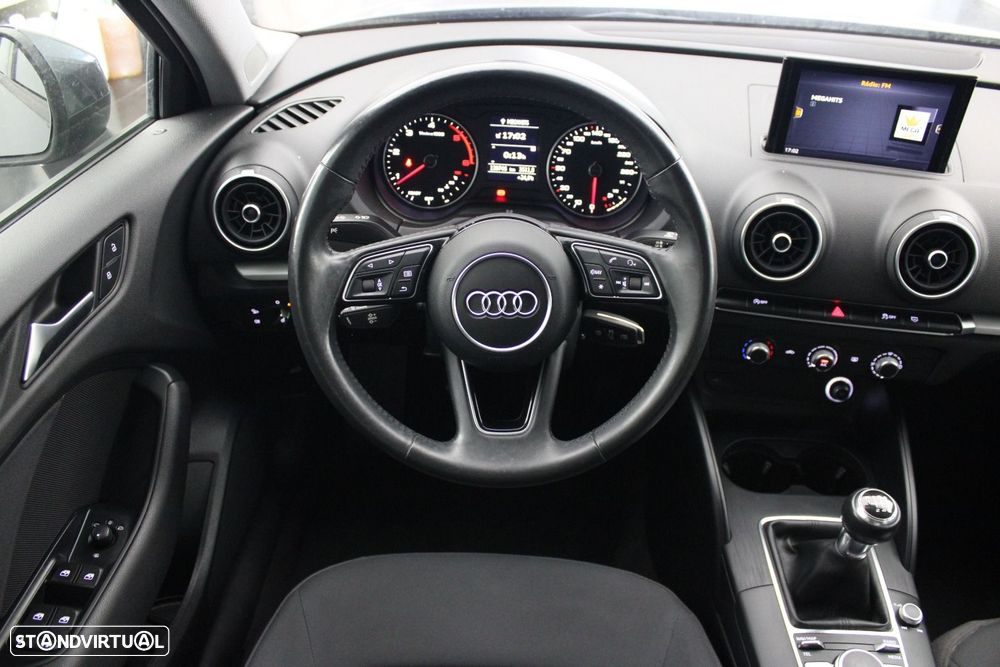 Audi A3 Limousine 30 TDI - 10