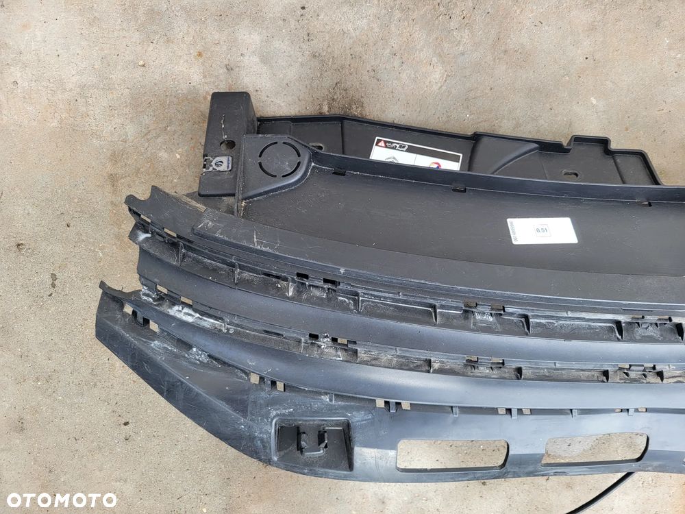 Grill atrapa zderzaka przód Citroen C3 III - 2