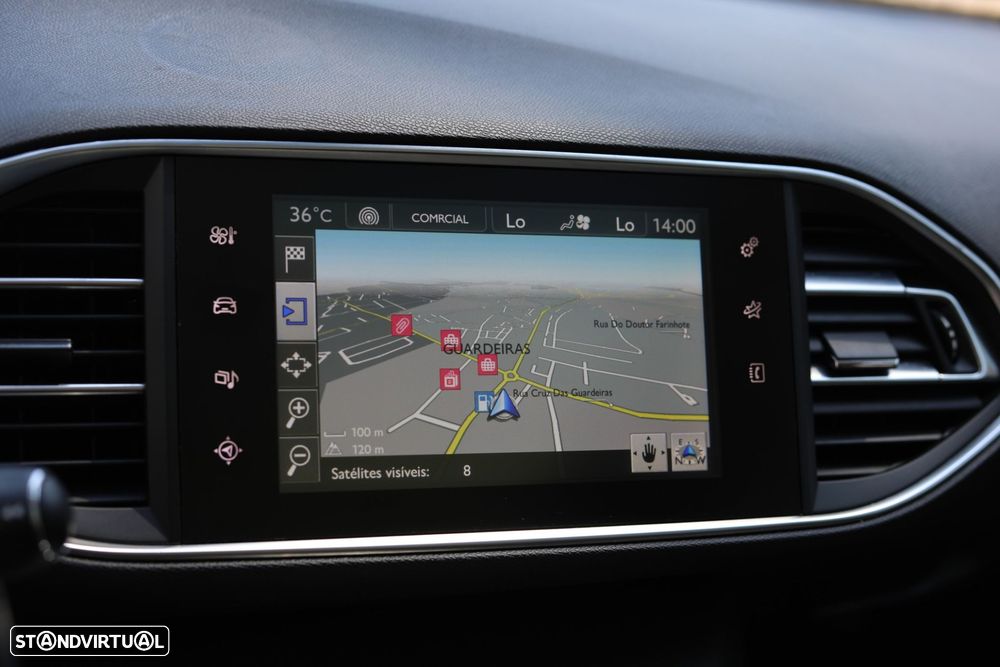 Peugeot 308 SW 1.6 BlueHDi Allure — fotografia 16