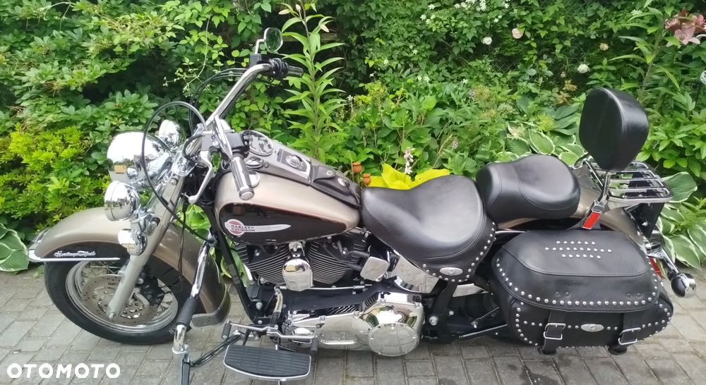 Harley-Davidson Softail Heritage Classic - 26