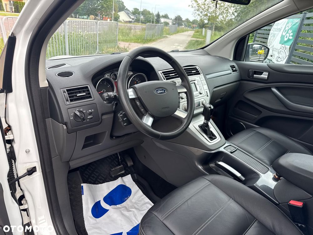 Ford Kuga 2.5 4x4 Titanium - 8