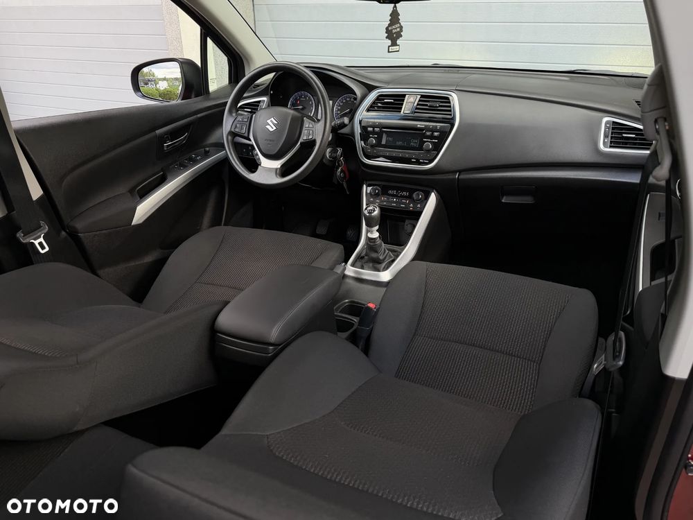 Suzuki SX4 S-Cross 1.4 Boosterjet Hybrid Comfort - 28