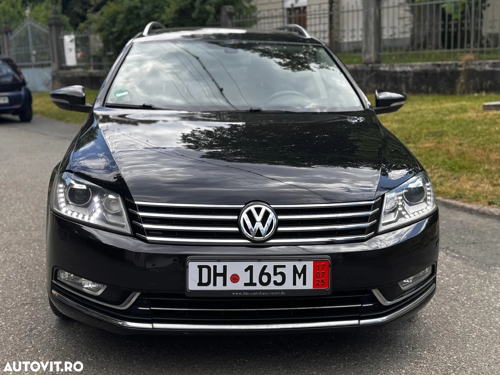 Volkswagen Passat Variant 2.0 TDI DSG BlueMotion Technology Highline - 2