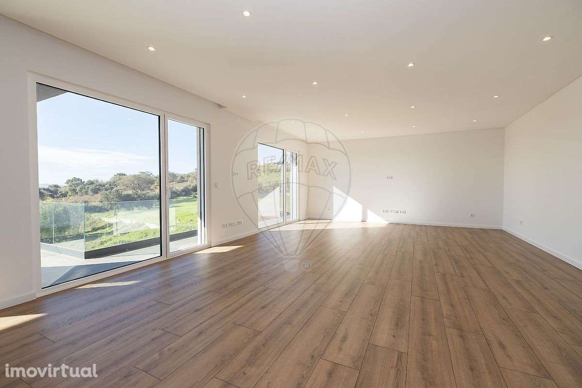 Moradia T4 para venda - Grande imagem: 2/50