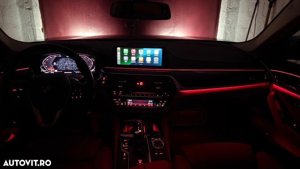 BMW Seria 5 530i AT - 15