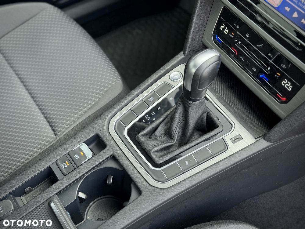 Volkswagen Passat 1.5 TSI EVO Business DSG - 26