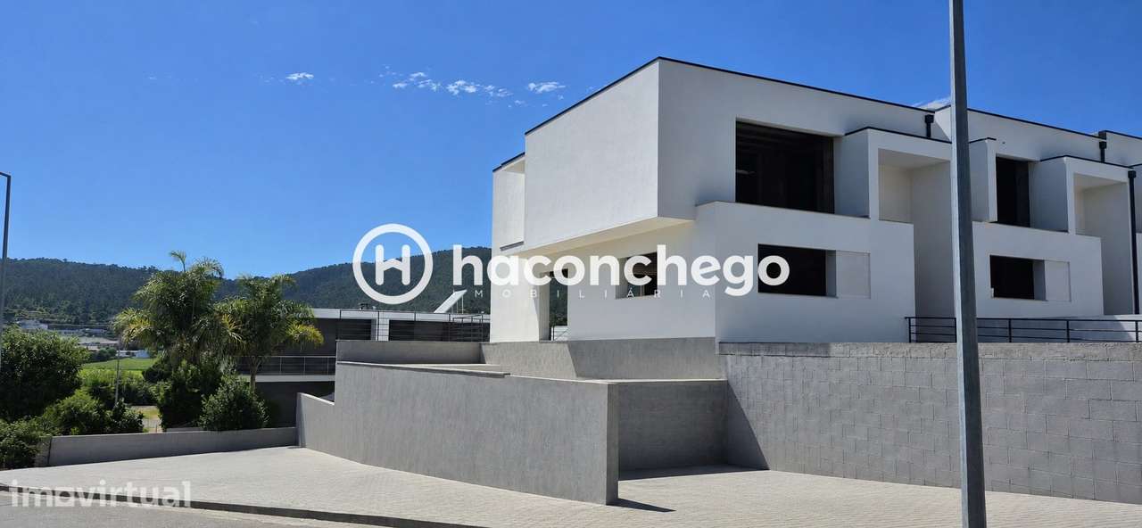 Moradia T3 em Santa Eulalia Barcelos - Grande imagem: 3/41