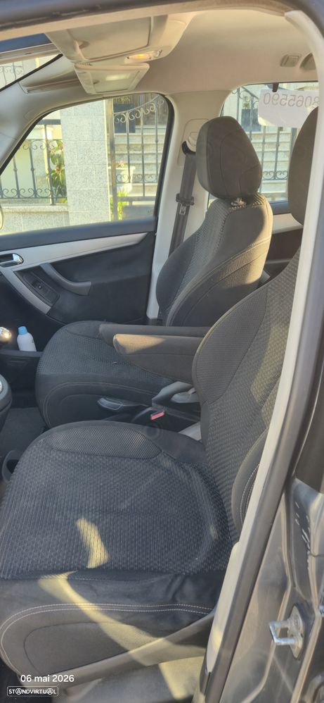 Citroën C4 Grand Picasso 1.6 HDi Exclusive - 3