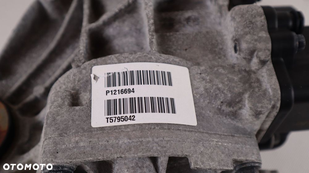 VOLVO XC60 II 2.0 D4 DYFER MOST TYŁ 31492866, 10405685 - 6