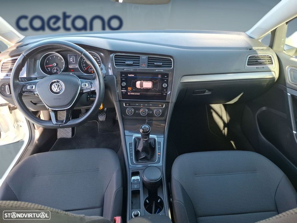 VW Golf 1.0 TSI Confortline - 12