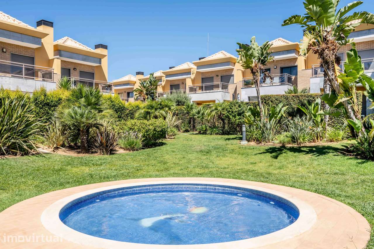 Moradia V3 com Piscina, Jardim Privativo, Amplos Jardins Paisagísticos - Grande imagem: 5/40
