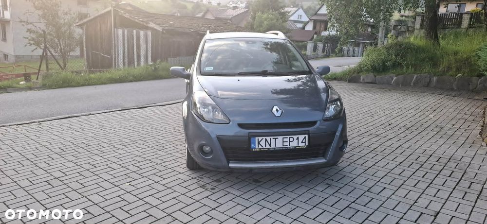 Renault Clio - 8