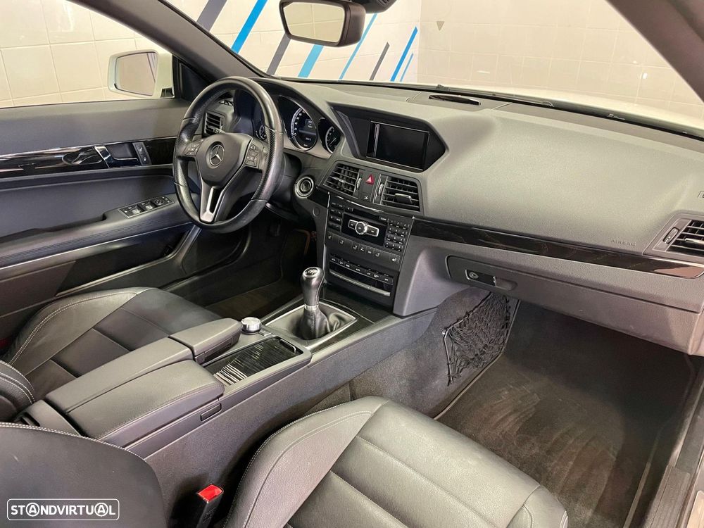 Mercedes-Benz E 200 CGi Elegance BlueEfficiency - 36