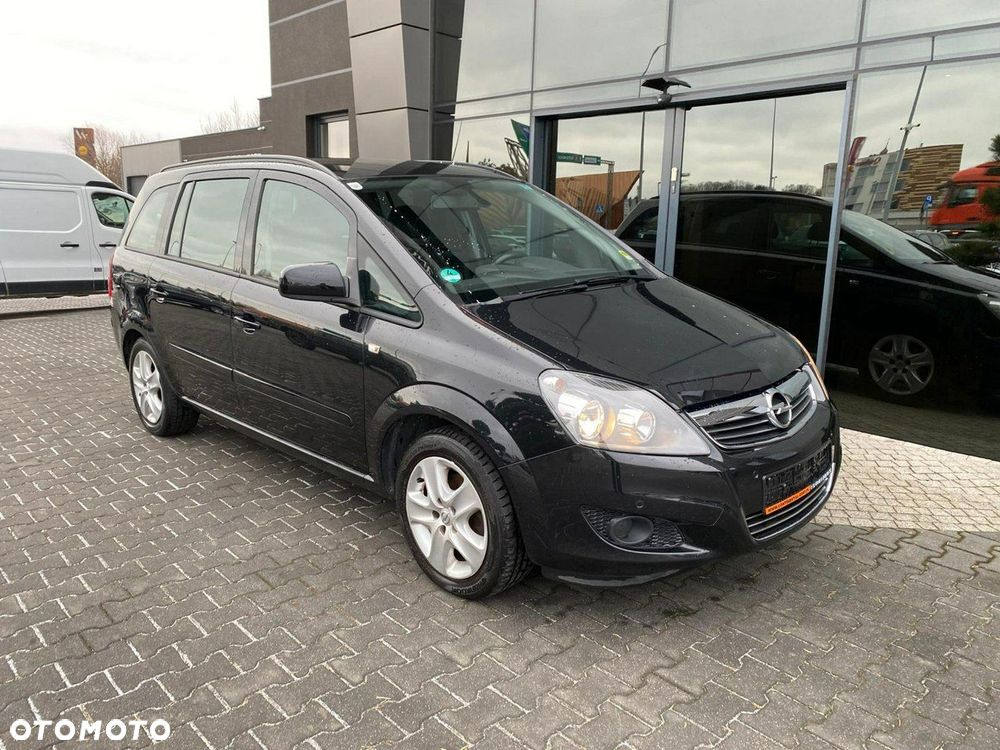 Opel Zafira - 2