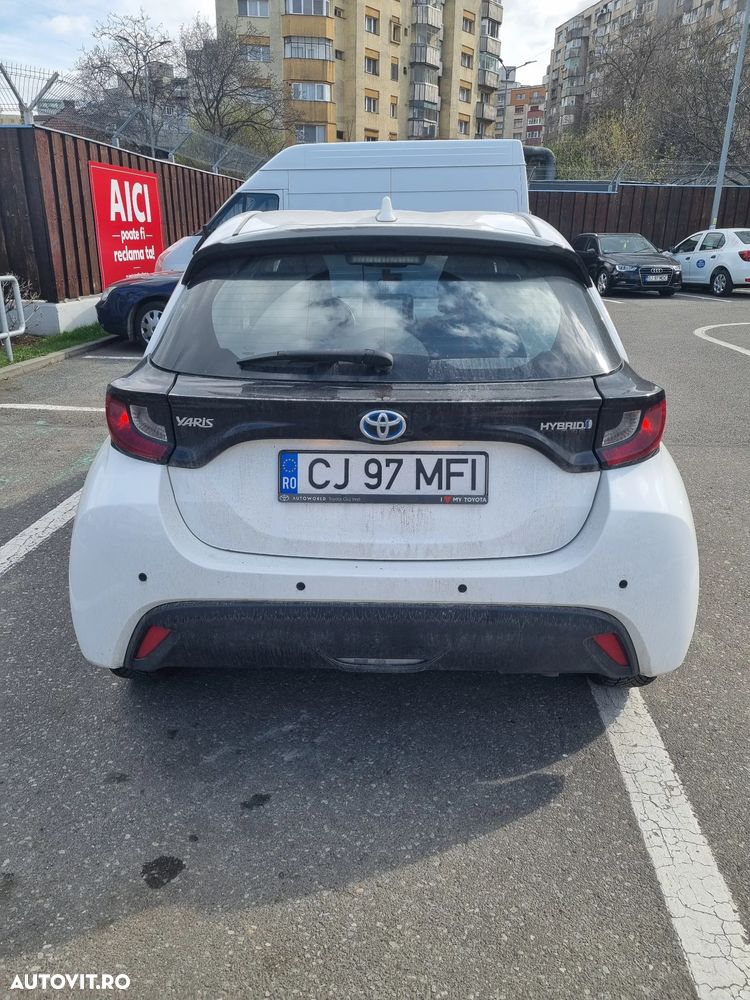 Toyota Yaris - 4