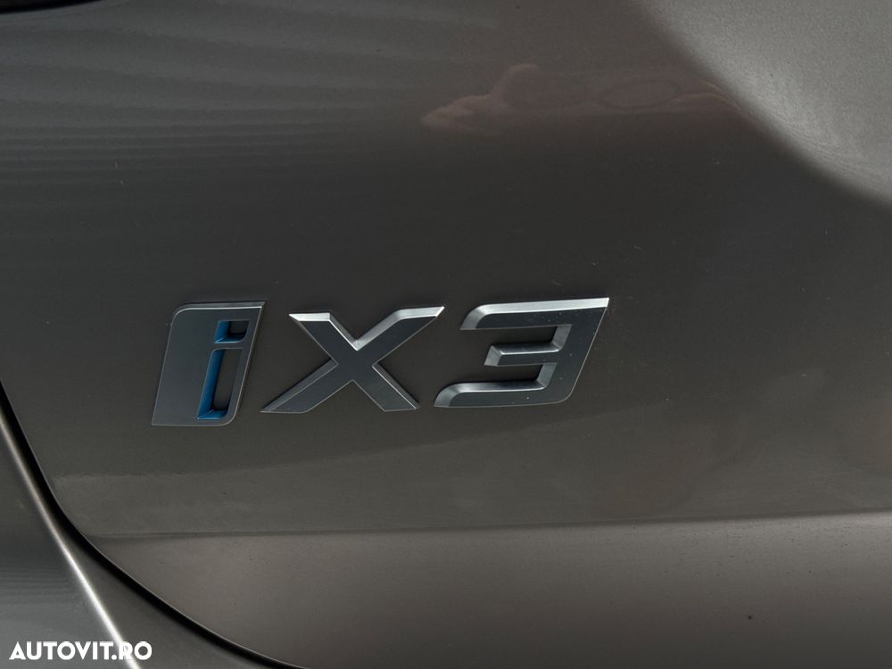 BMW iX3 - 22