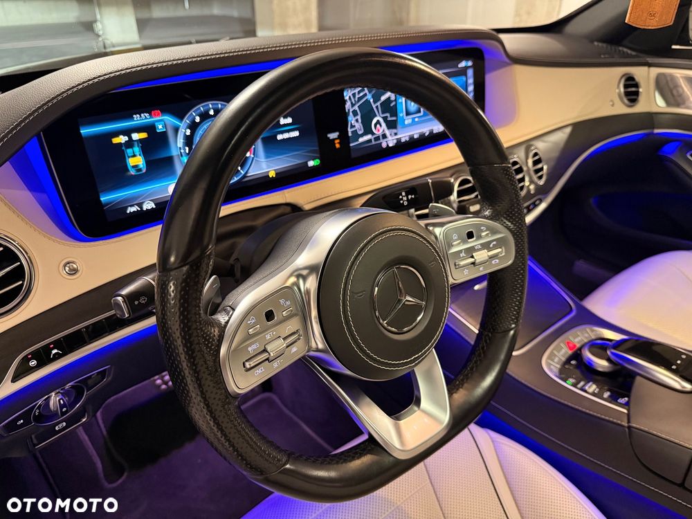 Mercedes-Benz Klasa S 560 4-Matic L 9G-TRONIC - 25