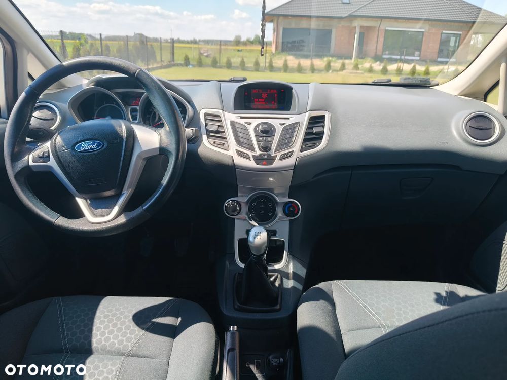 Ford Fiesta 1.25 Titanium - 14