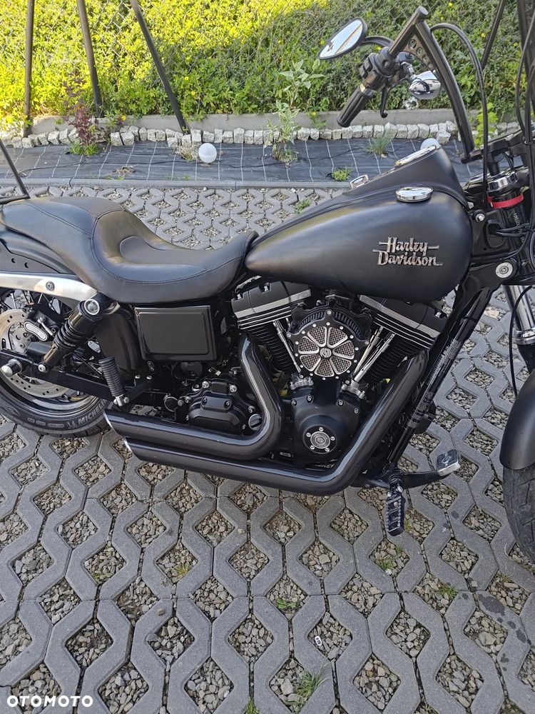 Harley-Davidson Dyna Street Bob - 4