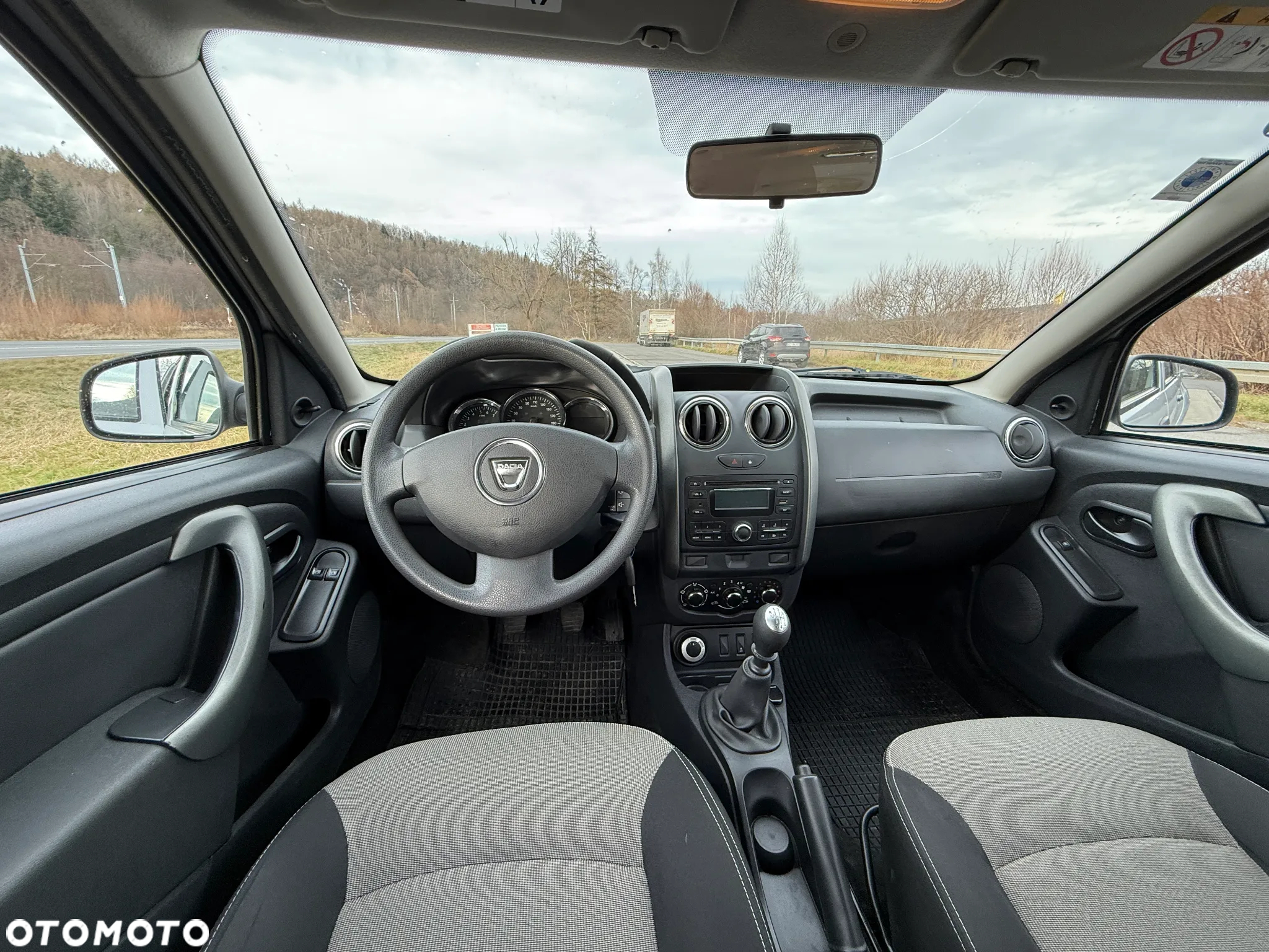 Dacia Duster 1.5 dCi Blackstorm 4x4 - 11