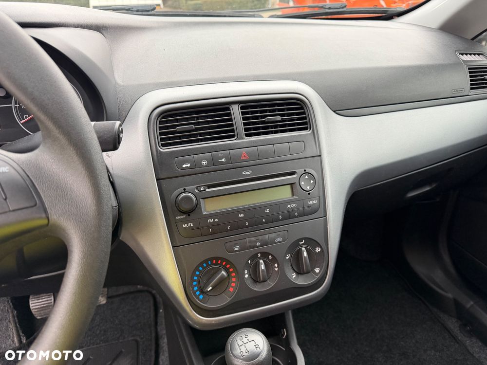 Fiat Grande Punto 1.2 8V - 25