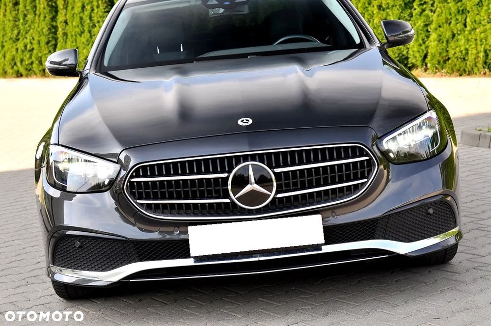 Mercedes-Benz Klasa E 220 d 9G-TRONIC - 8