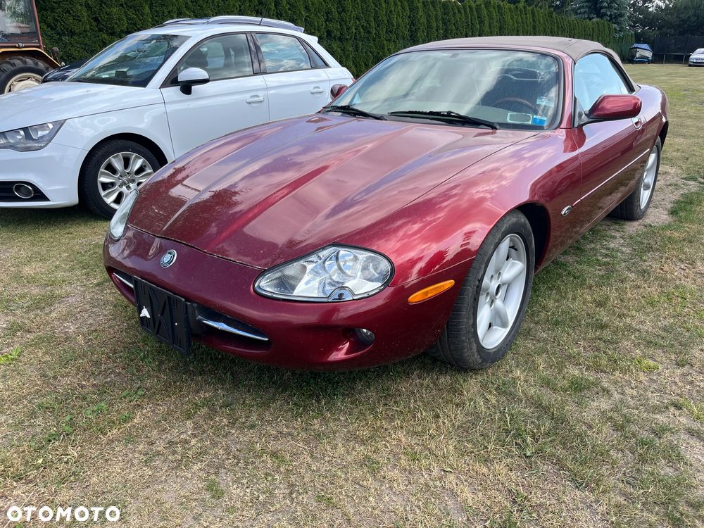 Jaguar XK8 - 4