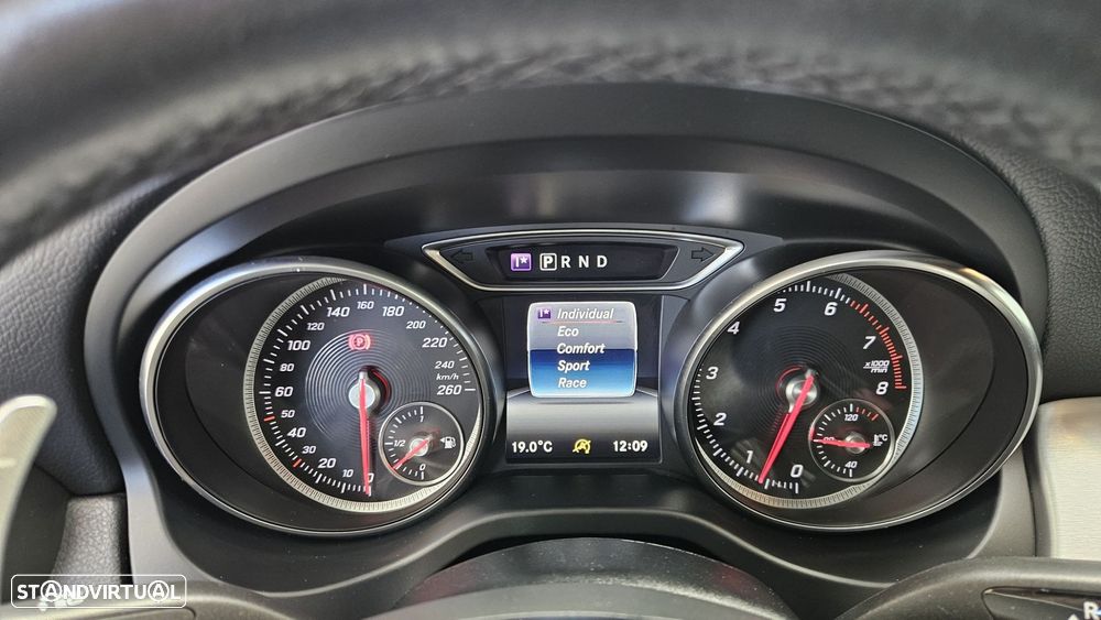 Mercedes-Benz GLA 250 AMG Line 4-Matic - 9