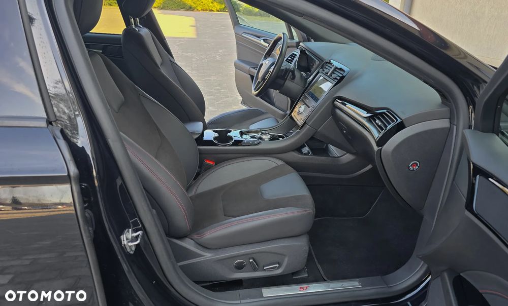Ford Mondeo 2.0 EcoBlue ST-Line - 19