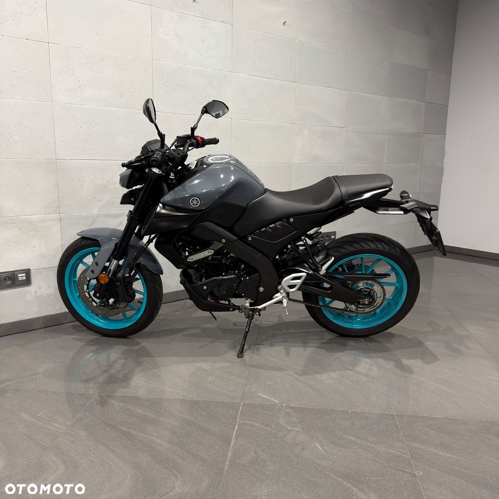 Yamaha MT - 8