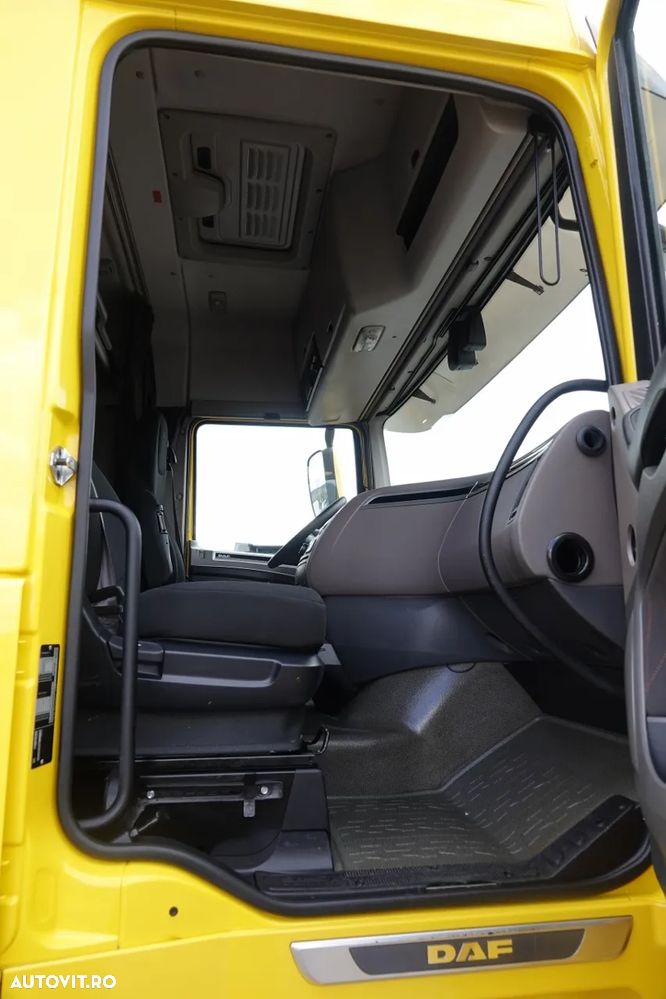 DAF XF 530 / CABINĂ SPATIALĂ / ANVELOPE 100% / EURO 6 - 35