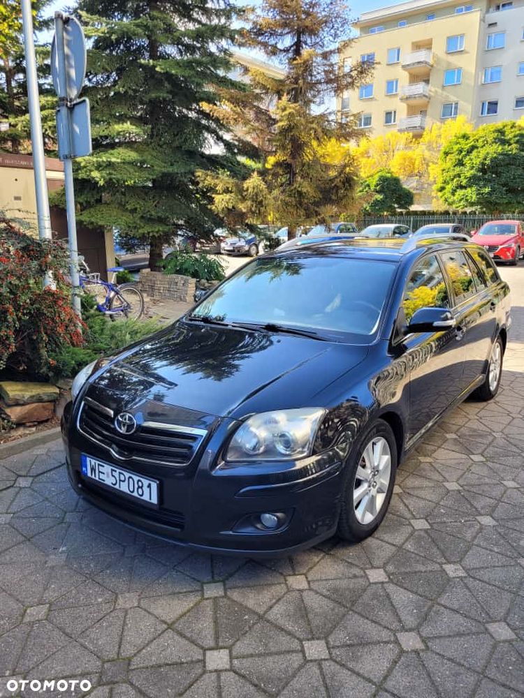 Toyota Avensis 2.0 D-4D Sol - 1